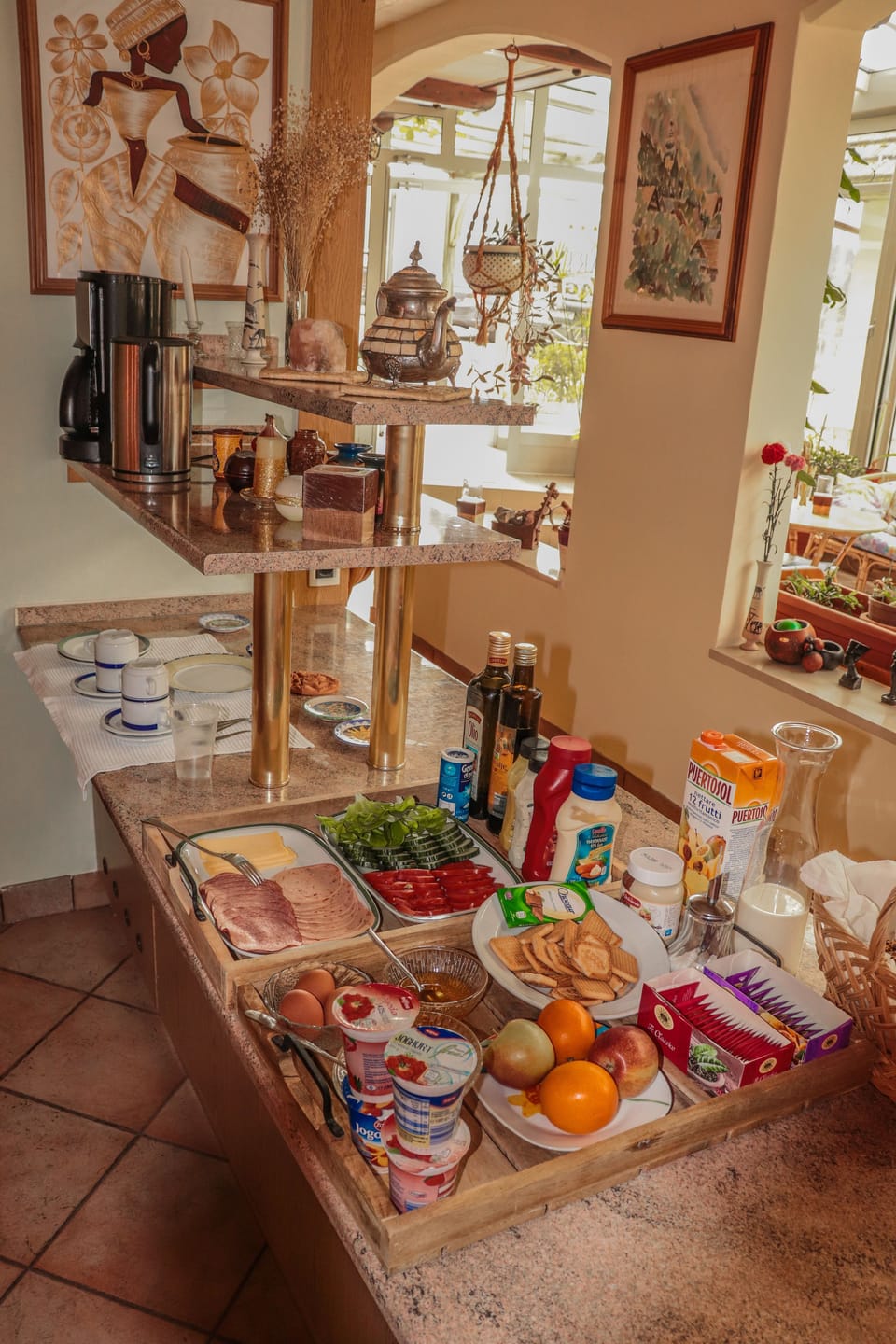 Daily continental breakfast for a fee