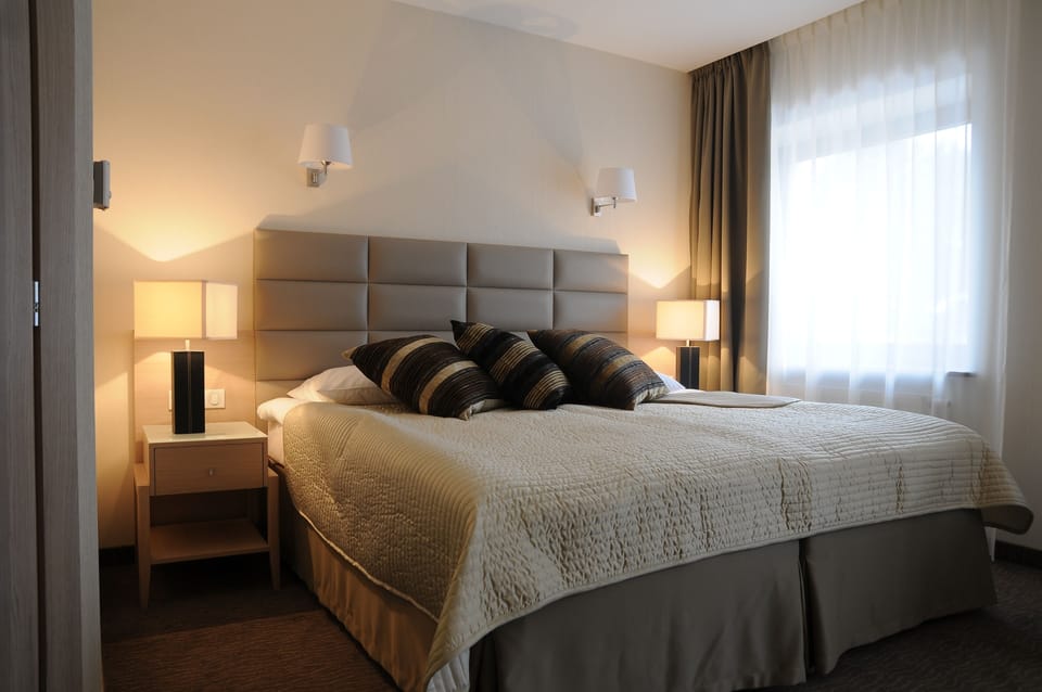 Standard Twin Room | Premium bedding, down comforters, minibar, in-room safe