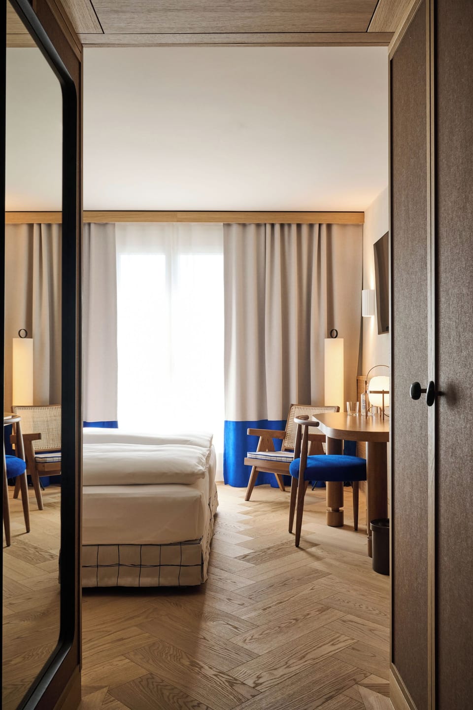 In-room safe, desk, blackout drapes, soundproofing