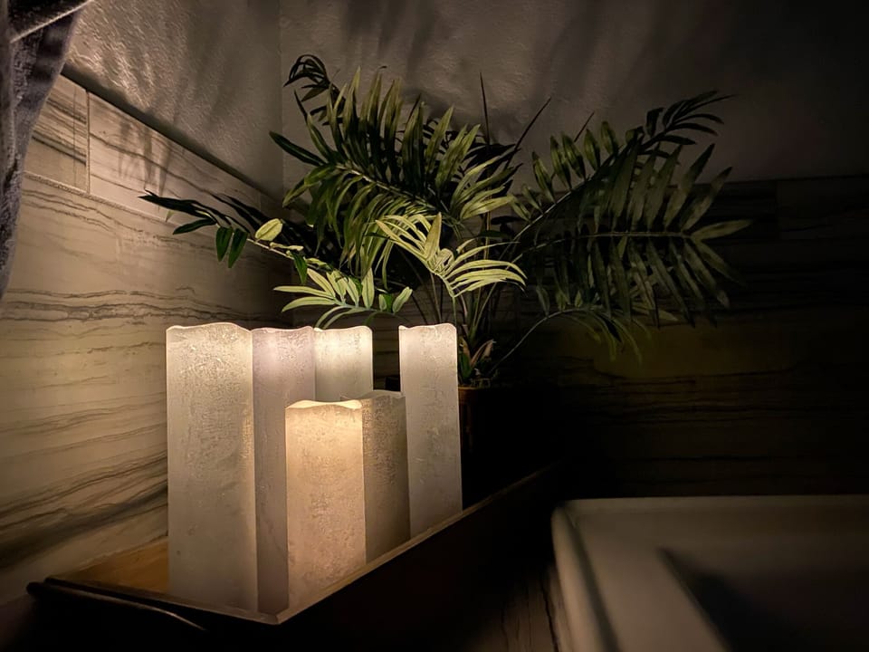 Take a candlelit jacuzzi bath