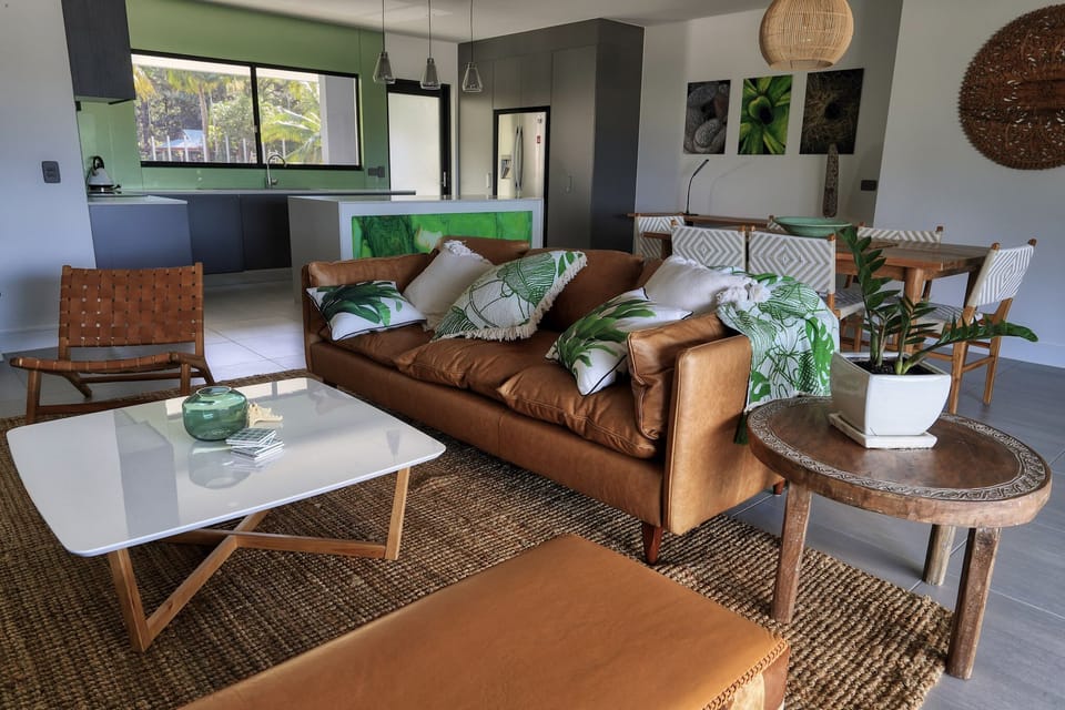 Luxury Room, 3 Bedrooms, 2 Bathrooms | Living area | 55-cm Smart TV with digital channels, TV, iPod dock