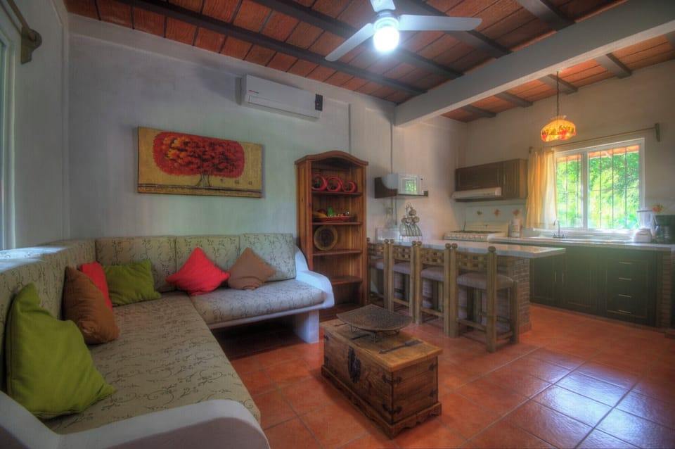 Bungalow, 4 Bedrooms, Smoking, Private Pool | Interior
