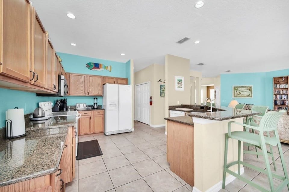 Villa, 5 Bedrooms | Private kitchen