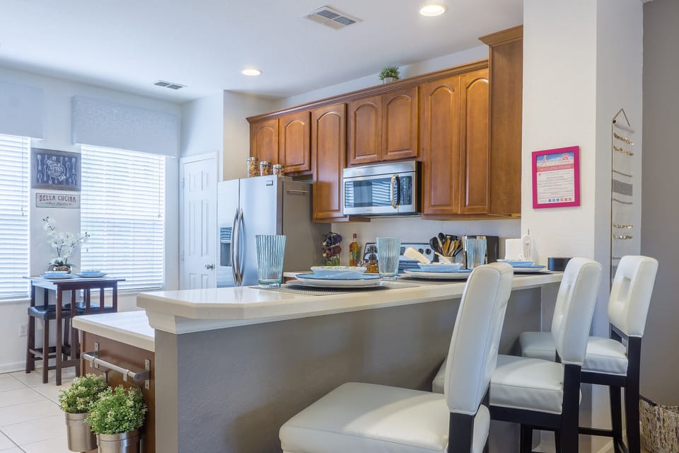 Condo, 3 Bedrooms | Private kitchen | Coffee/tea maker, fridge, oven, toaster
