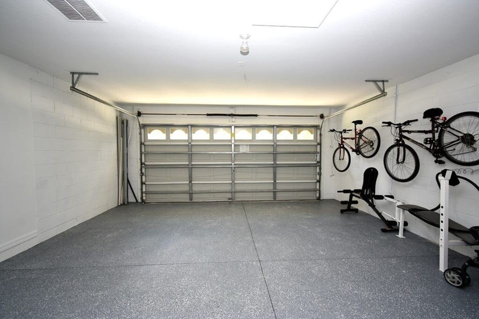 House, 5 Bedrooms | 5 bedrooms, iron/ironing board, free WiFi