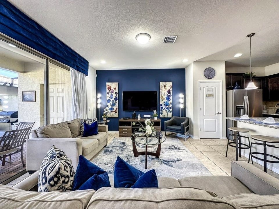Townhome, 5 Bedrooms | Living area | Flat-screen TV