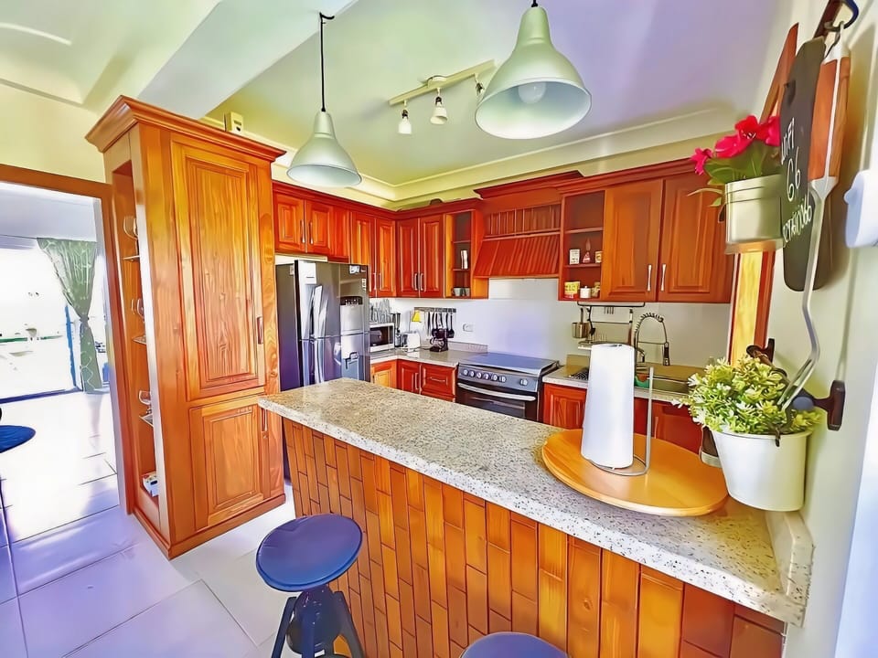 Apartment, 2 Bedrooms, Smoking, Balcony | Interior