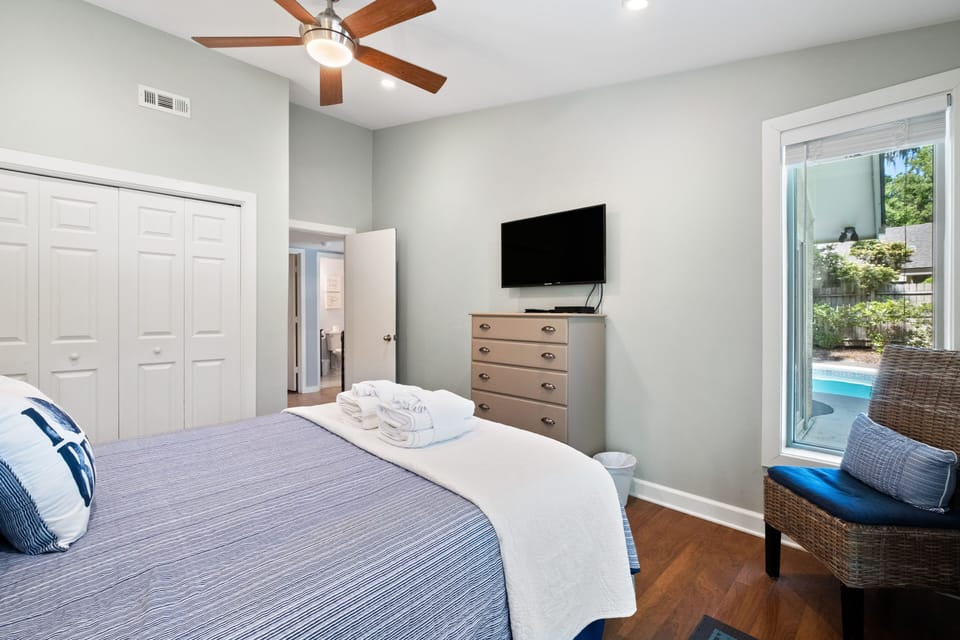 3rd Bedroom view of pool
