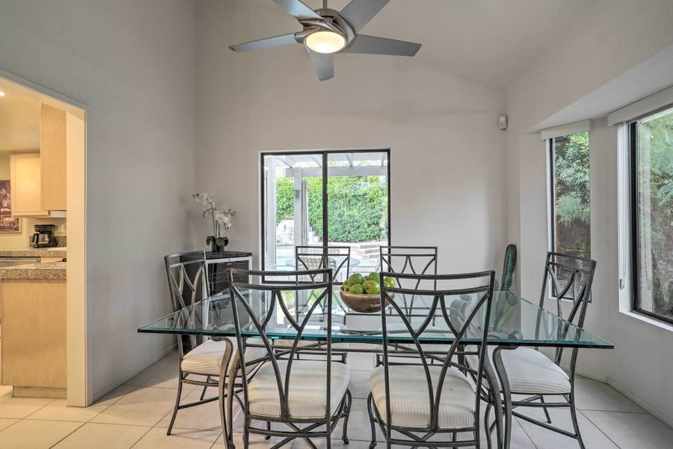Dining Room | 6-Person Dining Table | 1st Floor