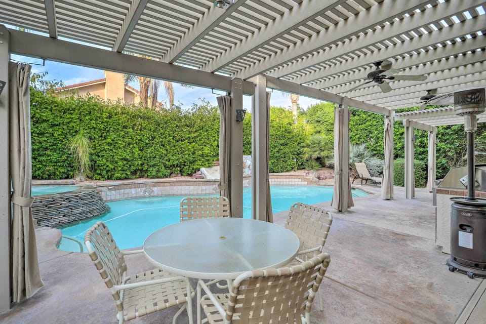 Patio | Outdoor Kitchen