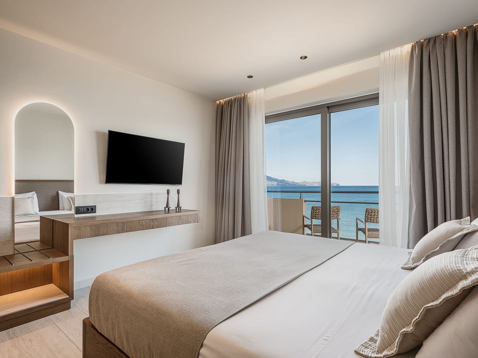 Standard Room, Front Sea View | Egyptian cotton sheets, hypo-allergenic bedding, Select Comfort beds