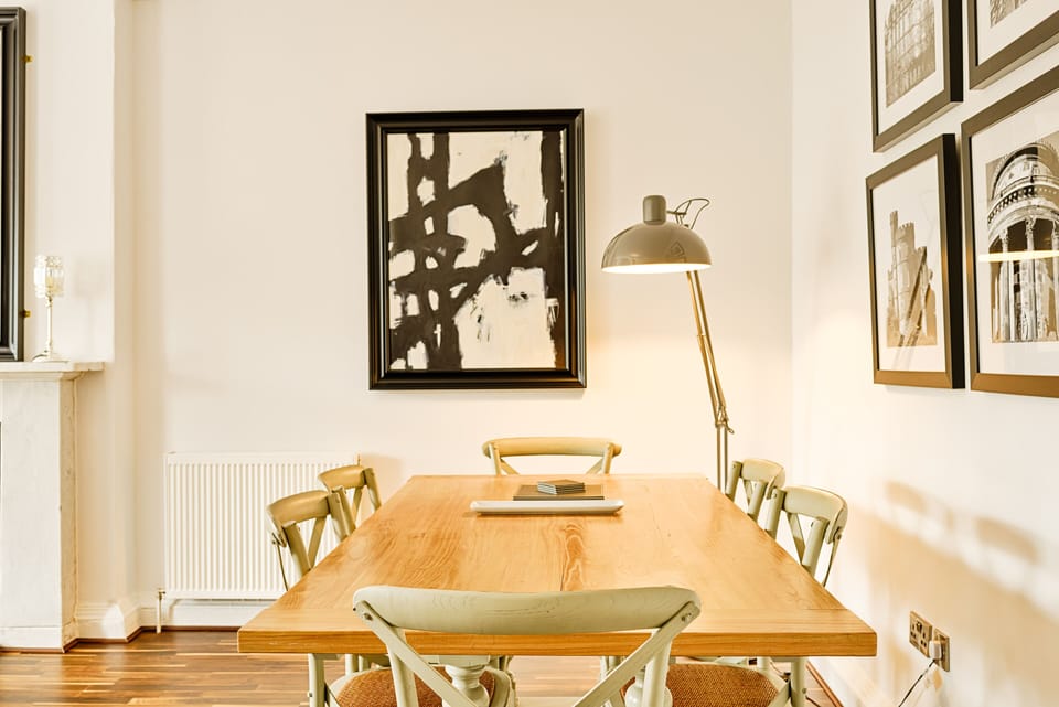 Apartment, 3 Bedrooms | In-room dining