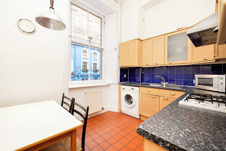 Apartment | Private kitchen | Fridge, microwave, electric kettle, toaster