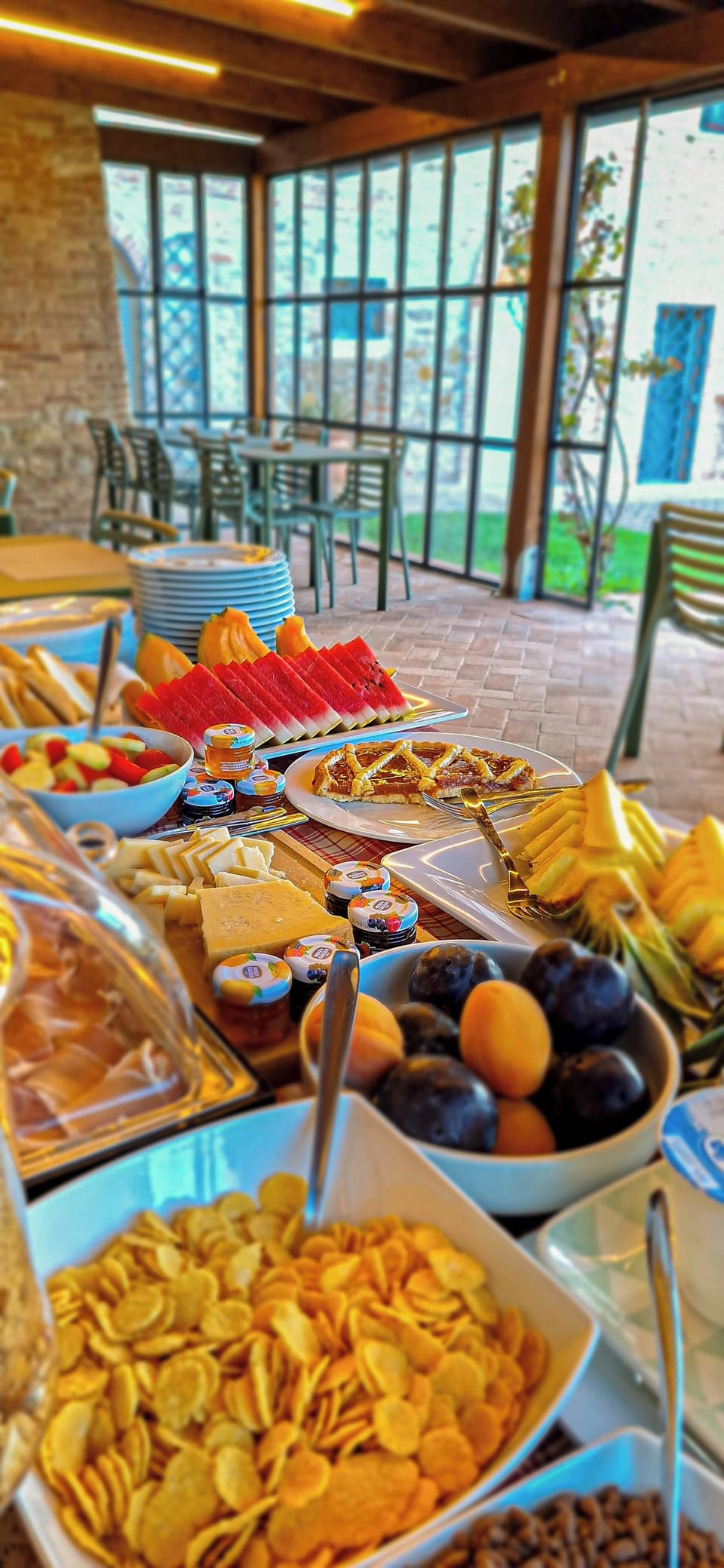 Breakfast area