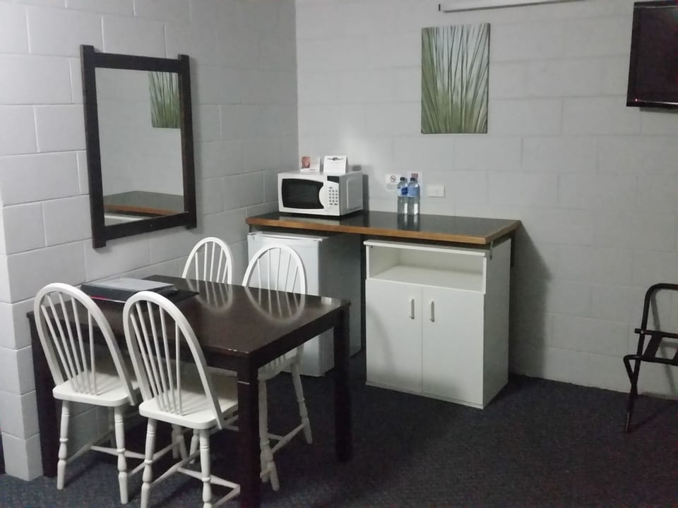 Family Room | In-room dining