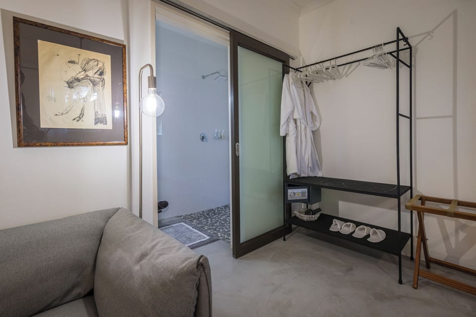Double or Twin Room (Lodge) | Premium bedding, in-room safe, laptop workspace, individually decorated