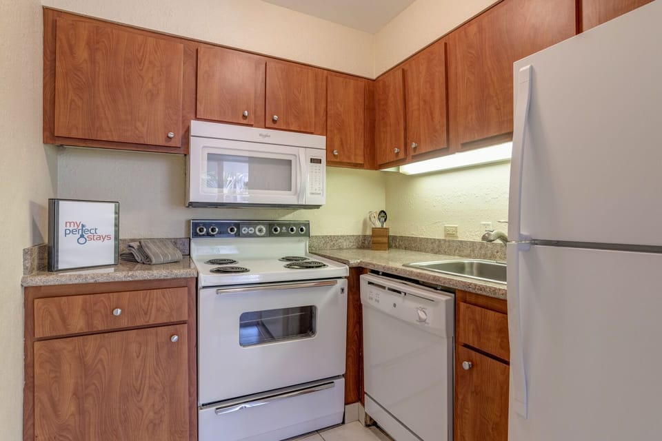 Fully equipped kitchen!