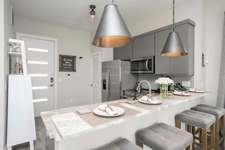Fully functional kitchen for your use.