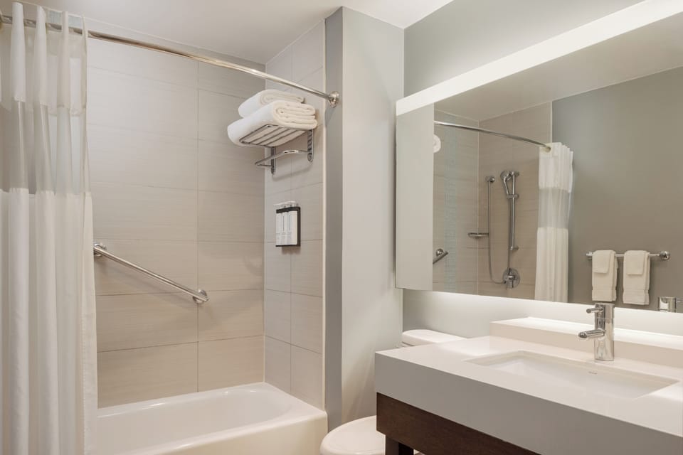 Standard Room, 2 Queen Beds | Bathroom | Designer toiletries, hair dryer, towels