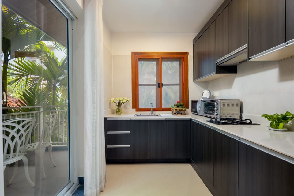 Fridge, dining tables