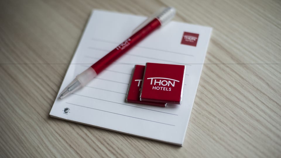 Premium bedding, pillowtop beds, minibar, desk