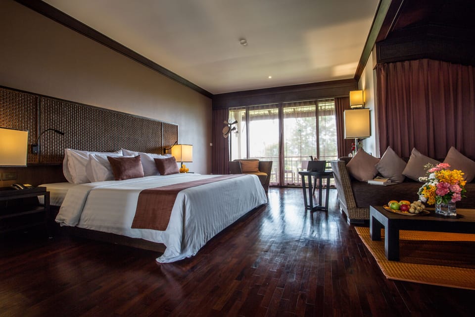Junior Suite (2 Adults) | Minibar, desk, laptop workspace, soundproofing