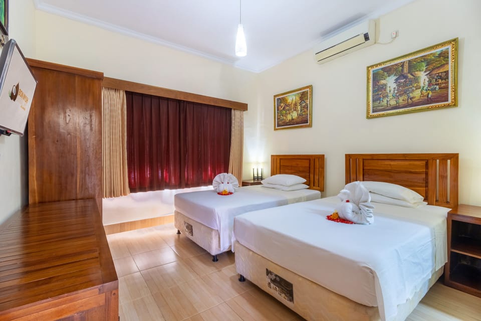 1 bedroom, in-room safe, desk, free cribs/infant beds
