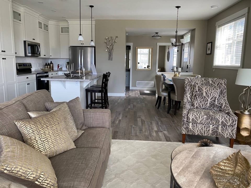 Open Concept, living, dining and Kitchen