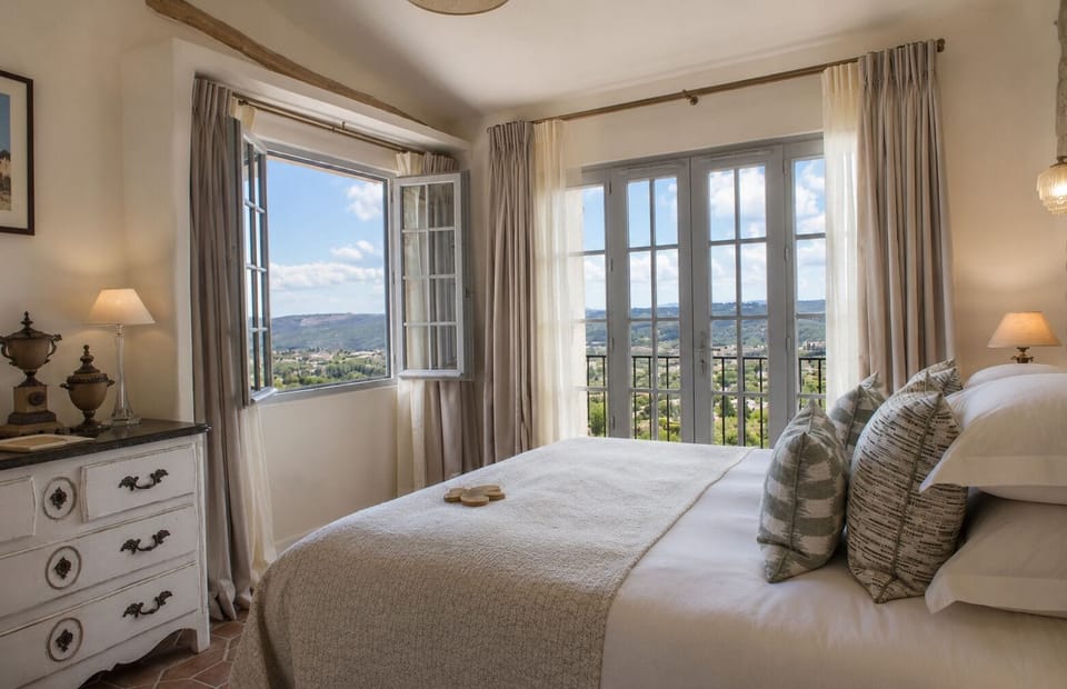 Duplex Suite Sea View | Minibar, in-room safe, desk, blackout drapes