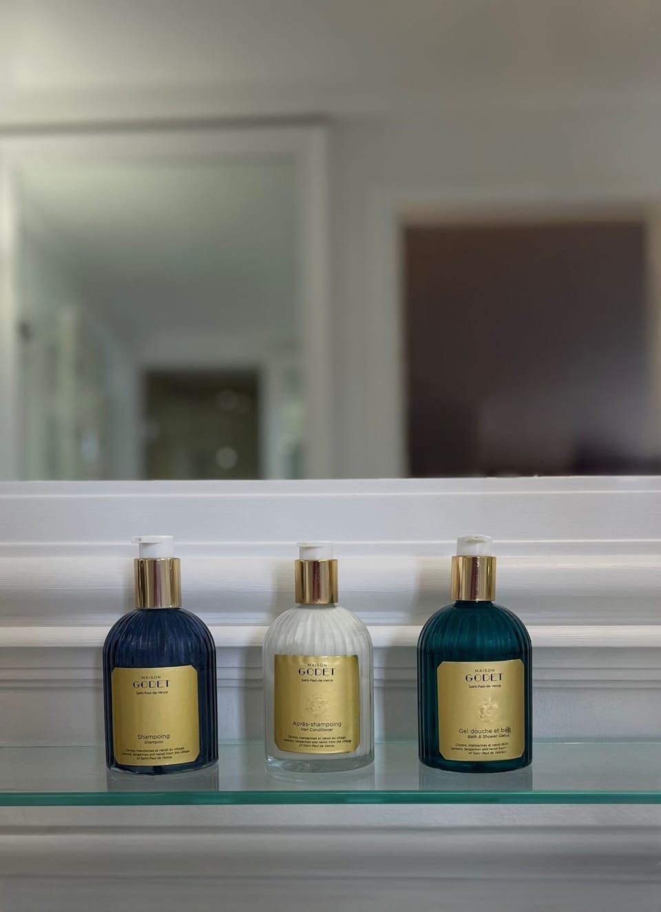 Duplex Suite Sea View | Bathroom | Bathtub, free toiletries, hair dryer, bathrobes