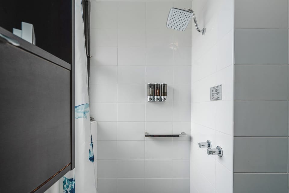 Shower, free toiletries, hair dryer, towels