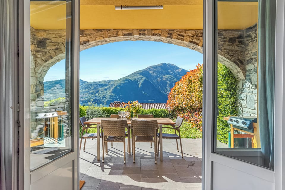 Standard Villa, Multiple Bedrooms (Villa Tremezzo) | Outdoor dining