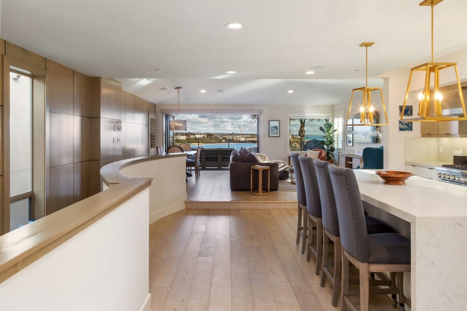 Open Kitchen