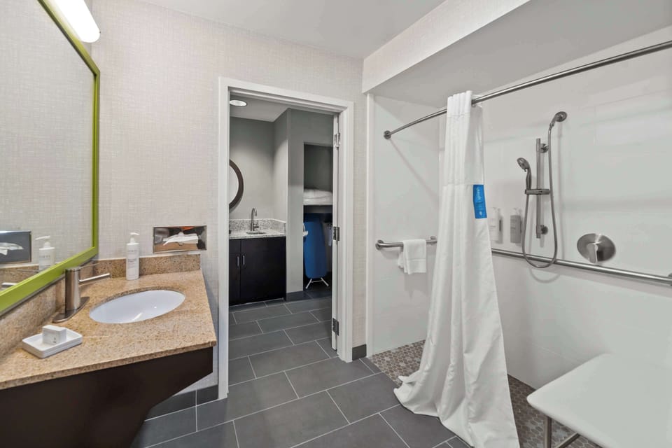 Suite, 1 King Bed, Accessible, Non Smoking | Bathroom shower