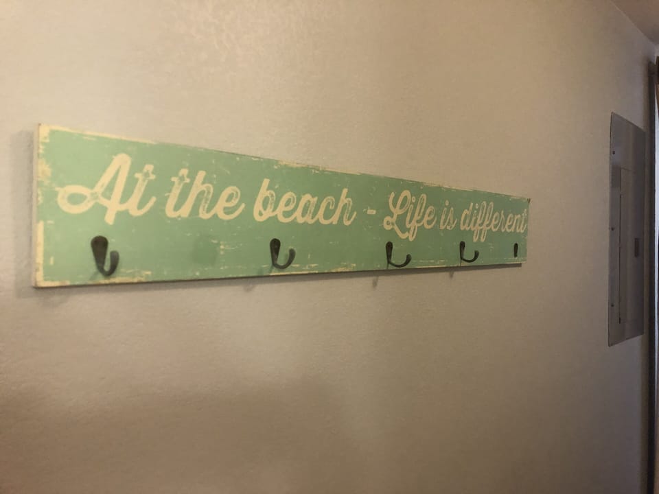 Life is different and BETTER at the  beach 🏖 