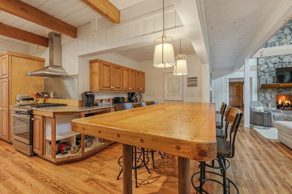 Large kitchen dining area