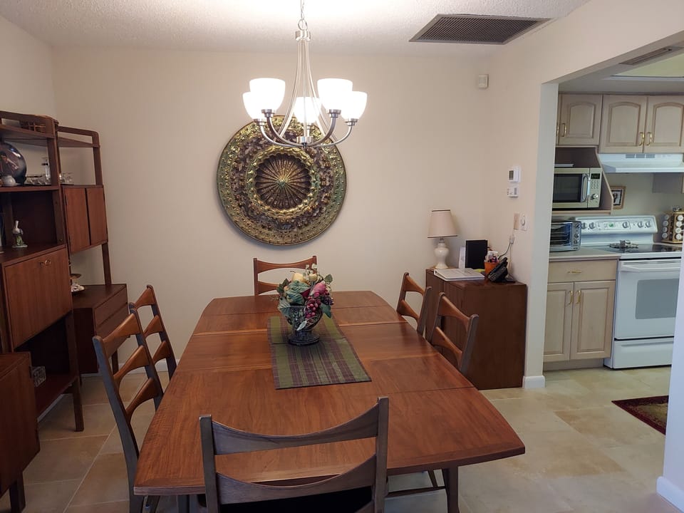 Dining area with workspace
