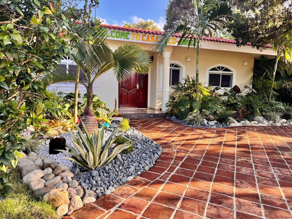 ✨CASA COCO-BRISA✨Premium 6 Master @ Casa Linda
