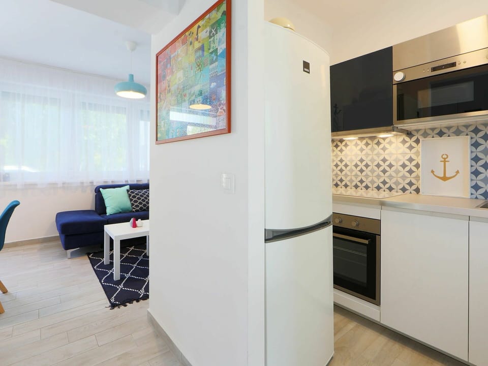 Property, Room, Interior Design, Building, House, Furniture, Real Estate, Refrigerator, Floor, Major Appliance
