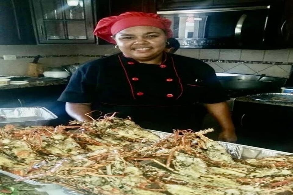 CASA COCO offers optional private chef service provided by Chef Rosy & her team