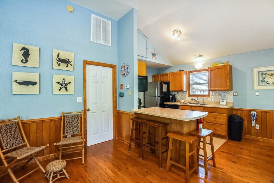 Kitchen Peninsula Seating