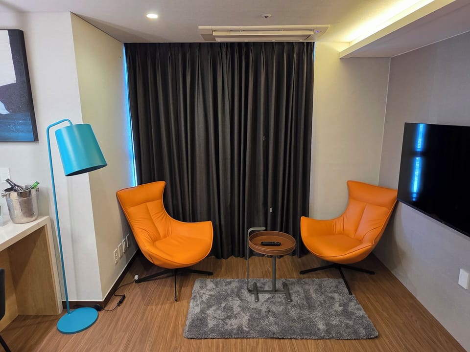 In-room safe, desk, blackout drapes, WiFi (free)