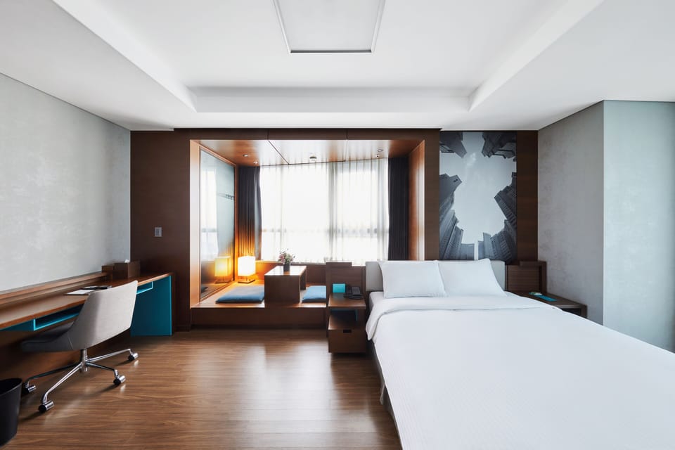 In-room safe, desk, blackout drapes, free WiFi