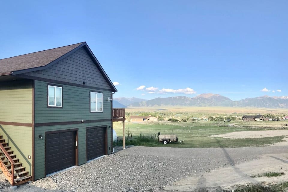 plenty of space to park your boat trailer