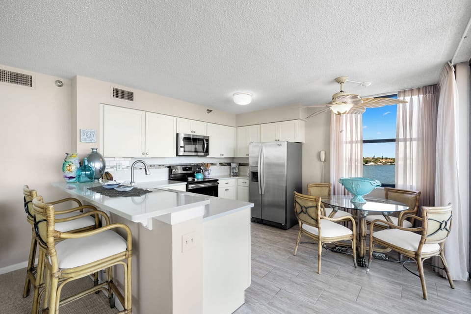 Condo (2 Bedrooms) | Property amenity