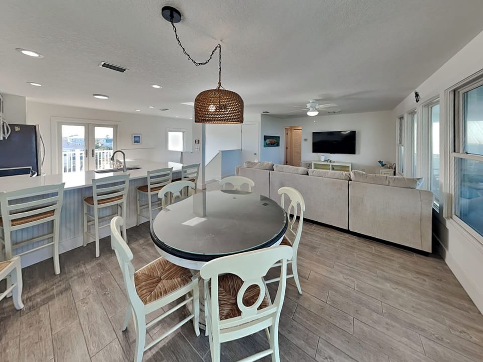 House (4 Bedrooms) | Property amenity