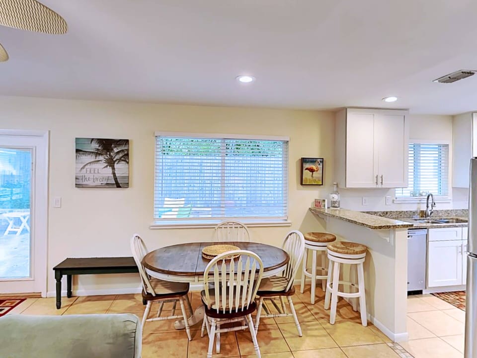 House (3 Bedrooms) | Property amenity