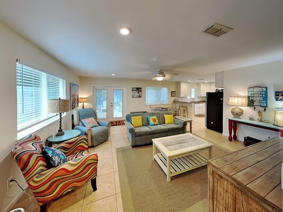 House (3 Bedrooms) | Property amenity