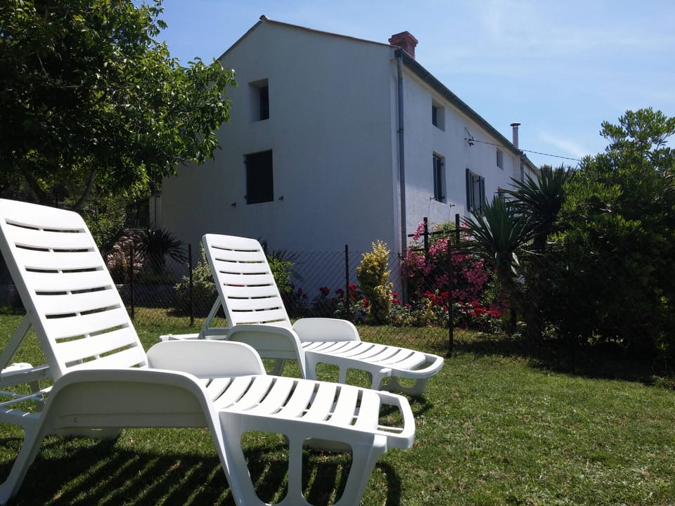 House, 2 Bedrooms, Terrace, Garden View | Property grounds