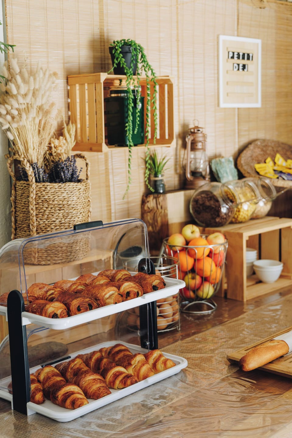 Breakfast area